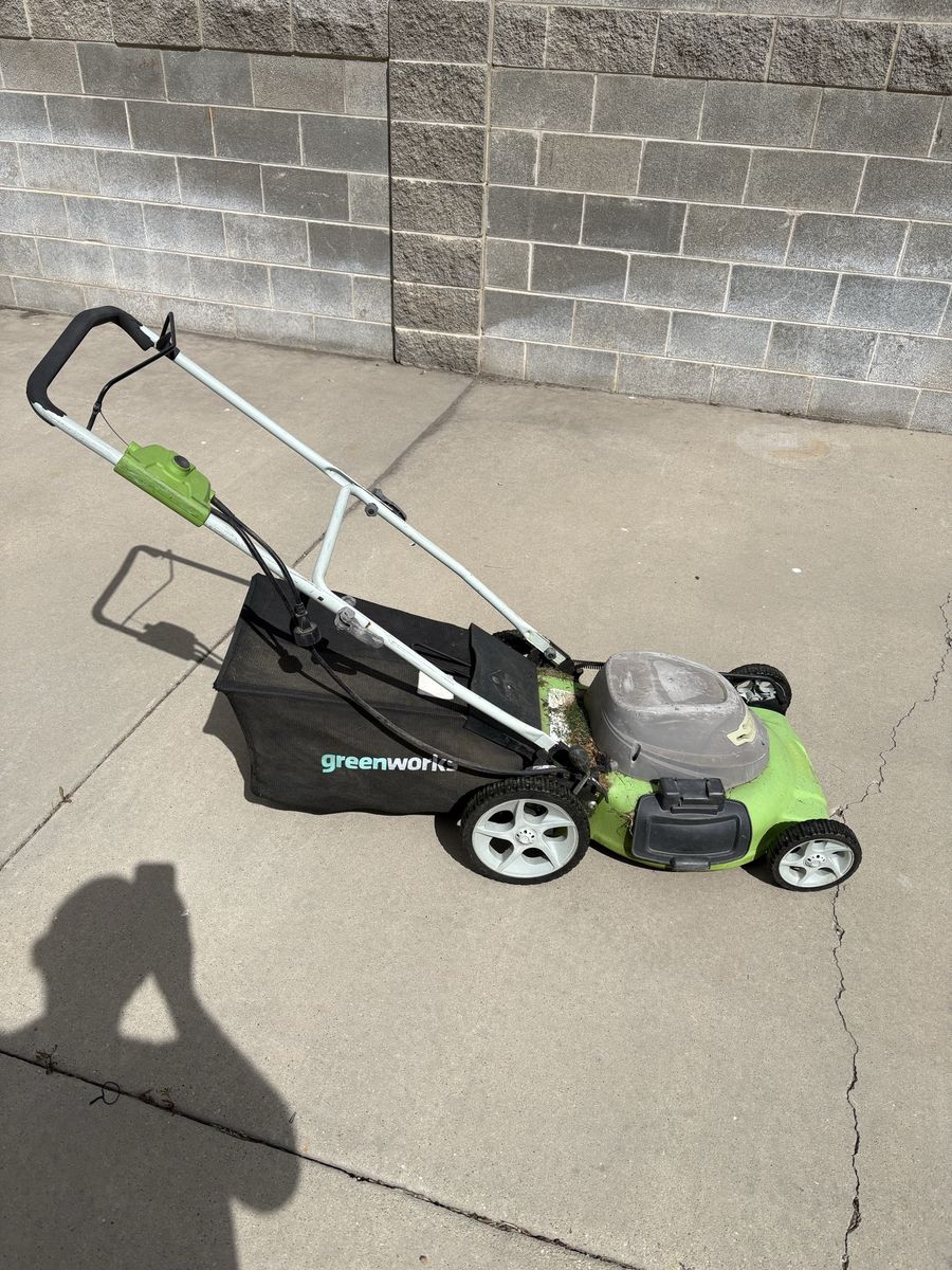 electictric Mower (corded)