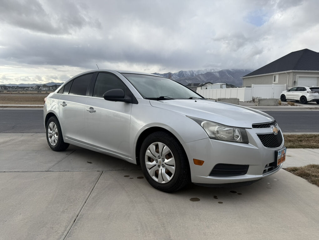 2012 CHEVROLET CRUZE LS