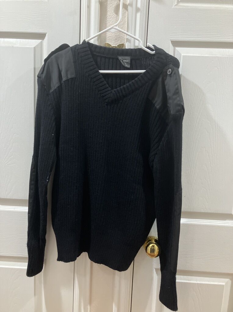 Black English Commando Sweater Size L