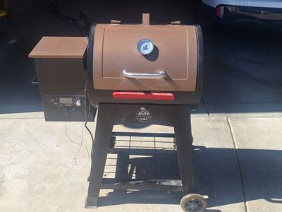 Pit boss smoker