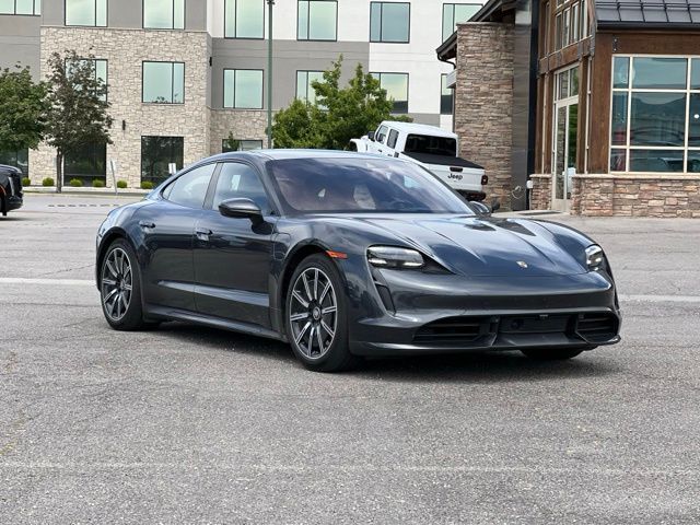 2020 Porsche Taycan Turbo