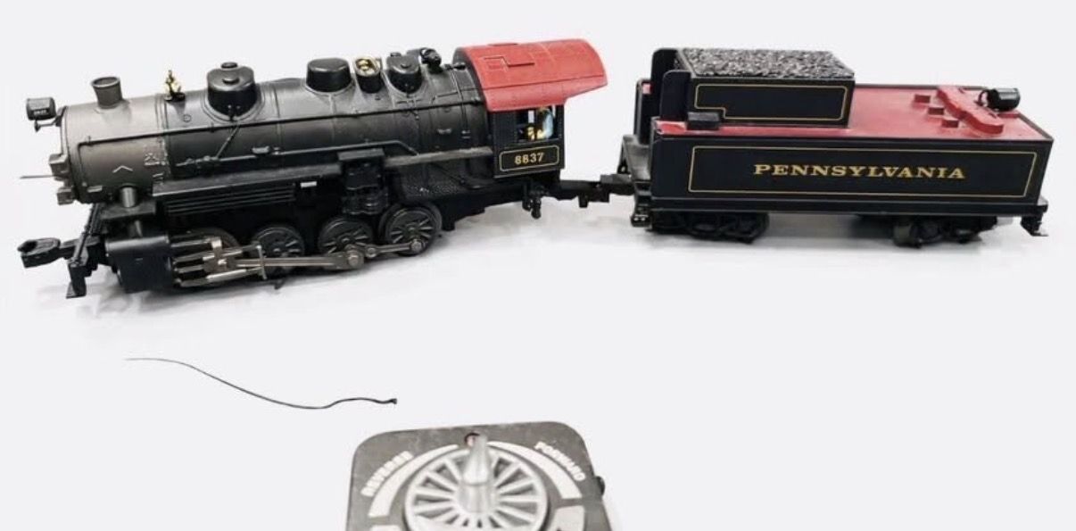 I have a lionel o scale Pensilvania flyer comes with (3 cars, oval of track with remote and power cord)