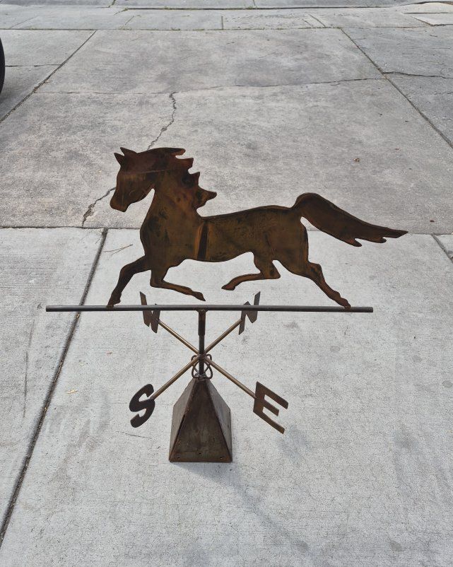 Vintage Ruining Horse Garden Vane (deck mount) Good Conditions! 