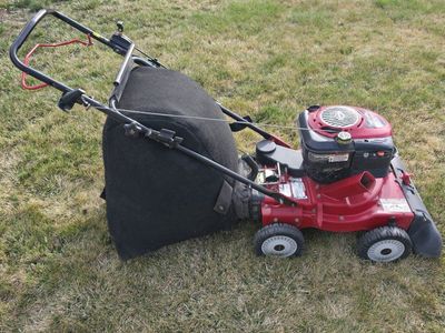 Lawn Vacuum / Chipper