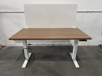 Friant Sit Stand Desk