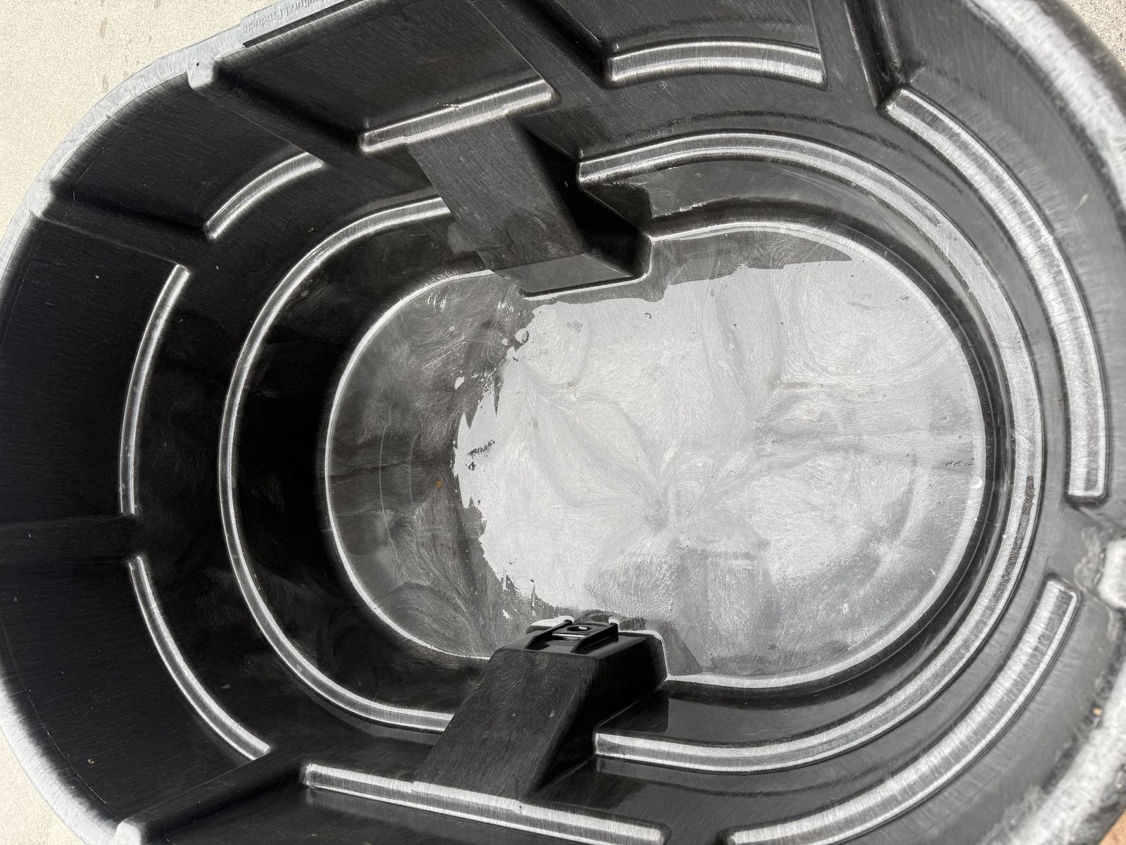 Main image 3