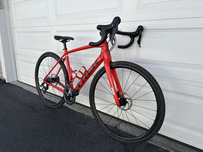 Trek Domane AL4 disc road bike - Tiagra - size 54 54cm