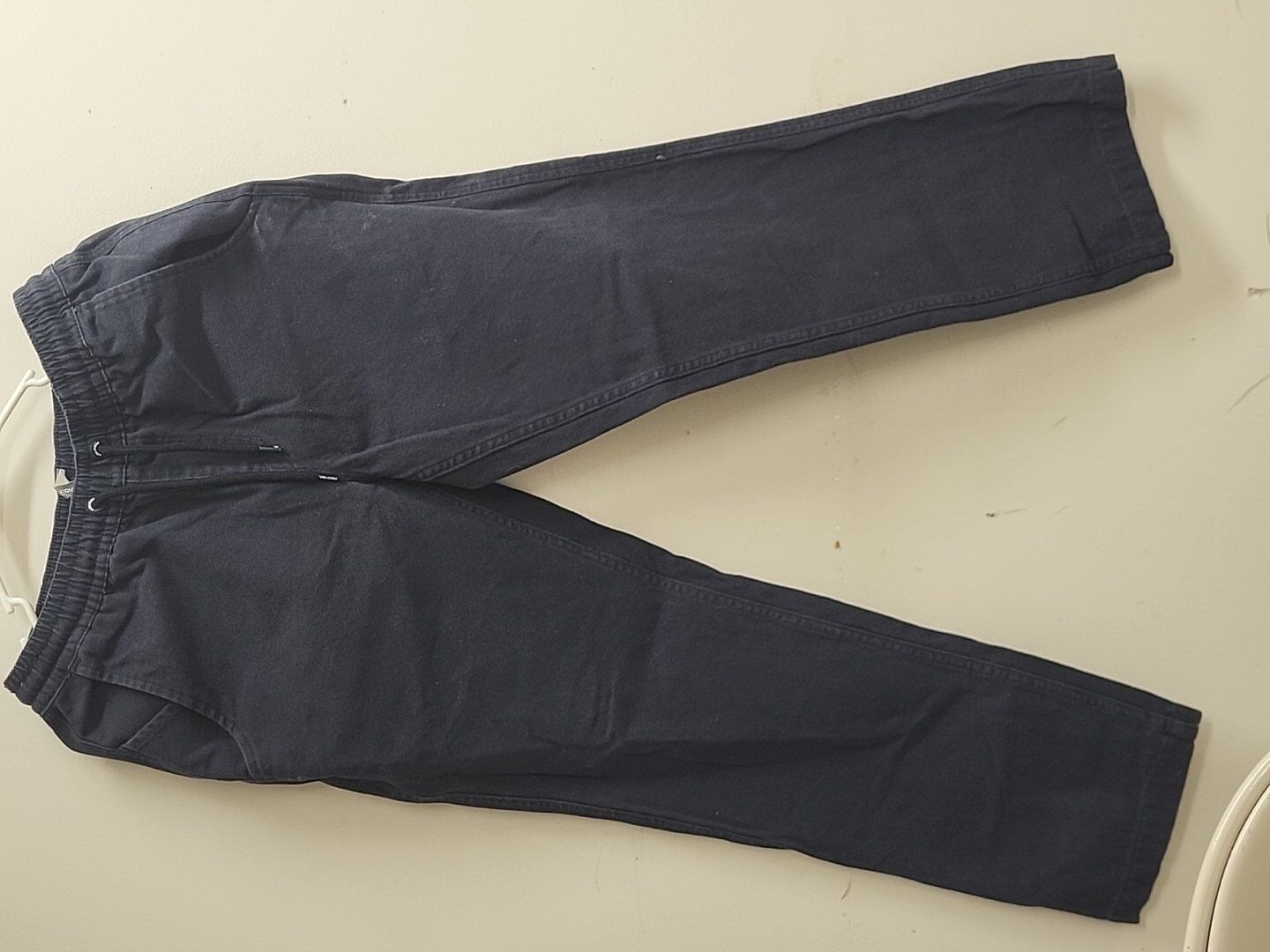 Men's size small Volcome Stone drawstring pants