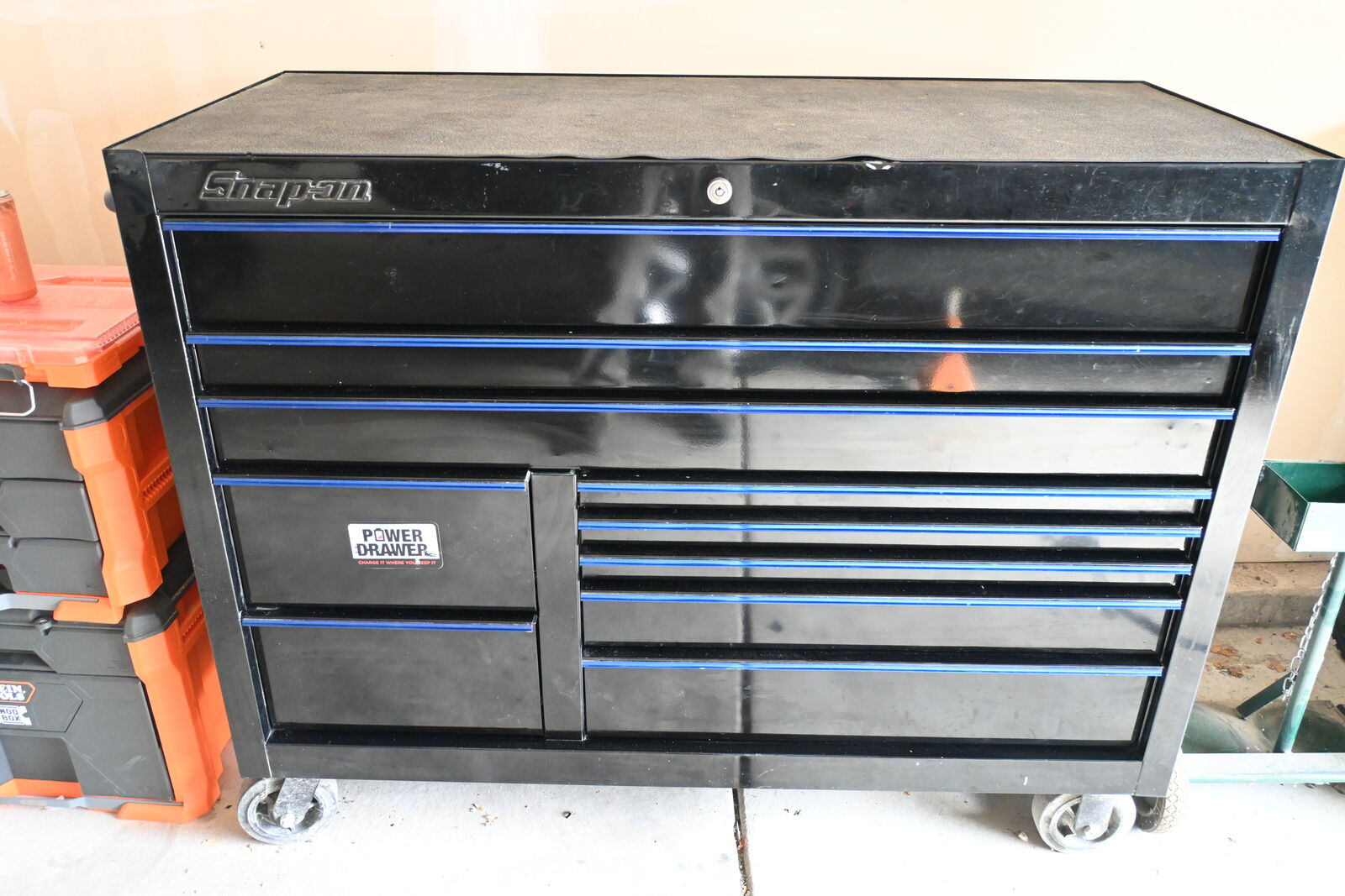 55" Snap-On Rolling Tool Box