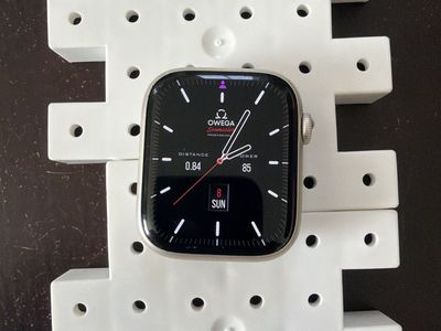 Apple Watch Series 8 45mm + cell