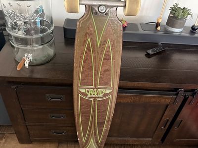Gravity Skateboards Longboard Skateboard Drop-Through Deck Brown/Green
