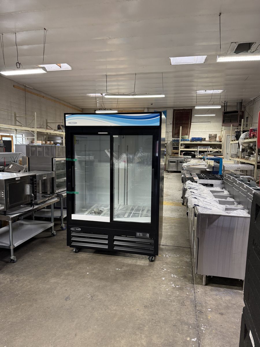 New 2 Door Sliding Mrchandiser Refrigerator 48Cuf