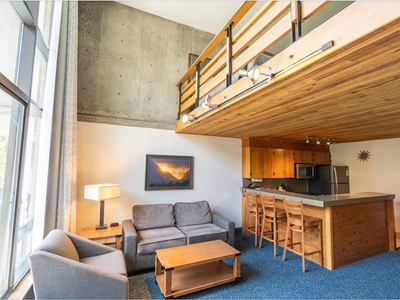 Iron Blosam at Snowbird | Week 34 | Sleeps 8 | High-Floor Views | Oktoberfest Week