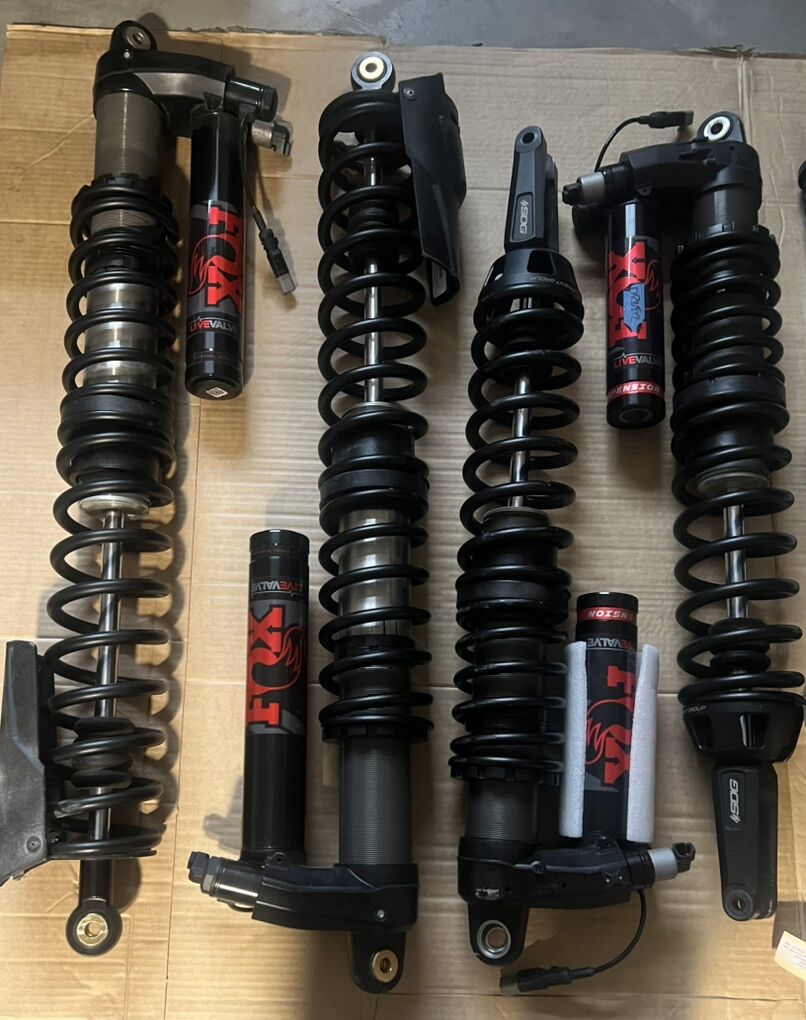 Fox shocks love valve New Polaris