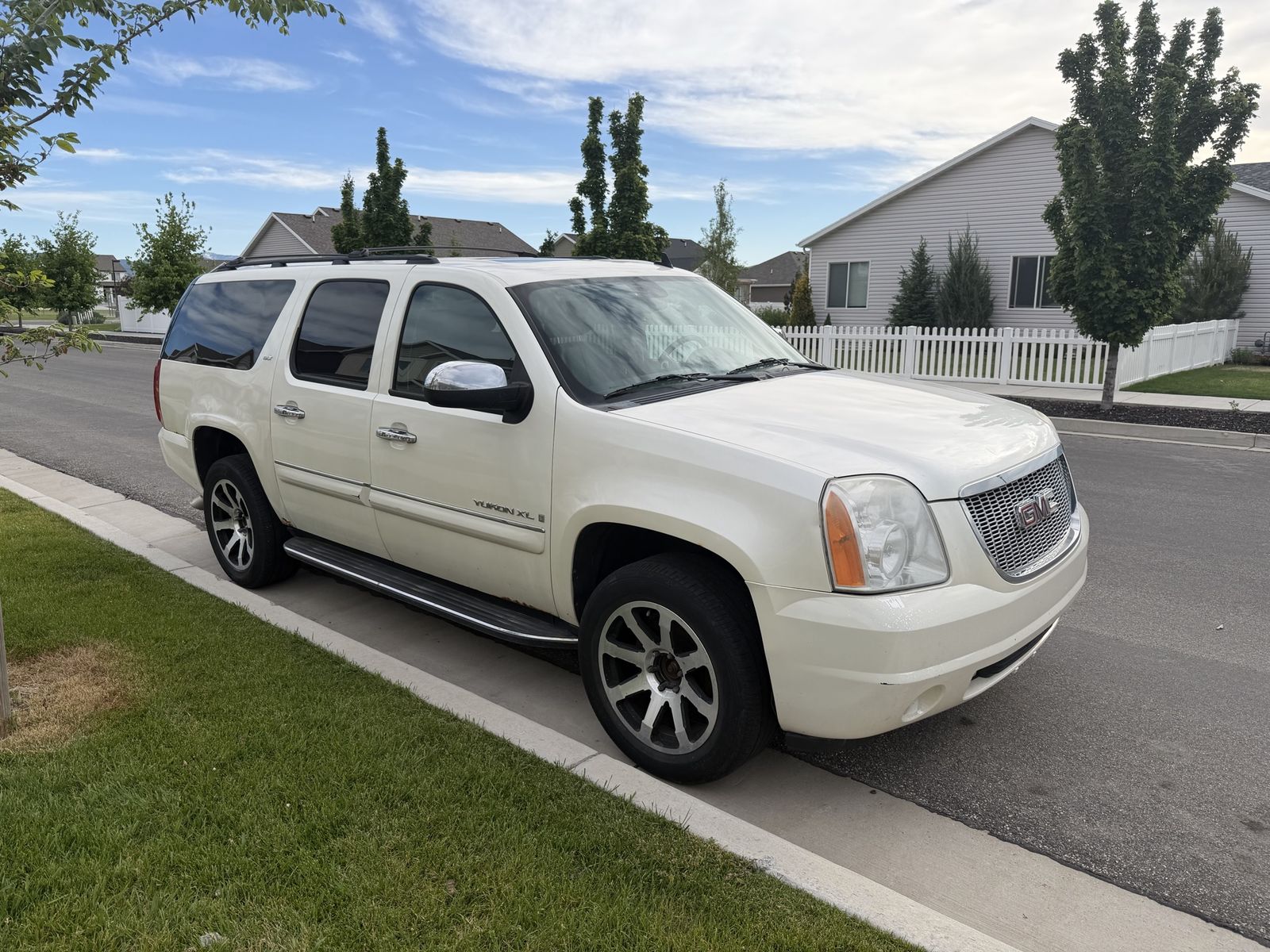 2008 GMC Yukon XL Denali