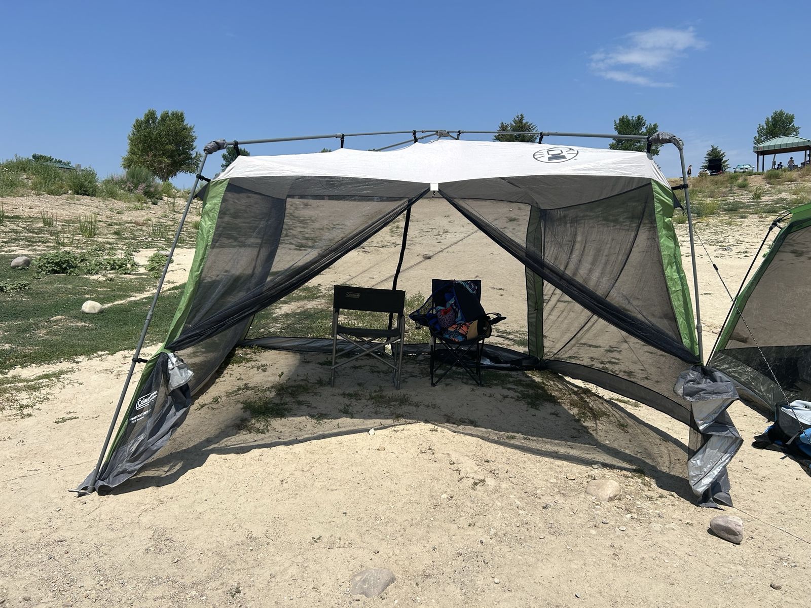 Coleman Instant Setup Screened Canopy