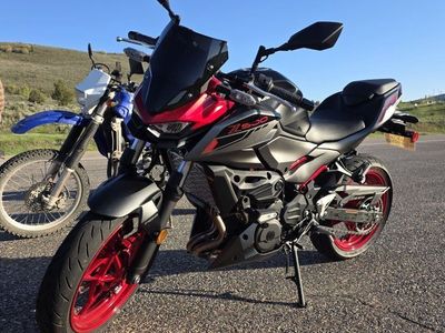 2025 Kawasaki Z500 SE (ABS)