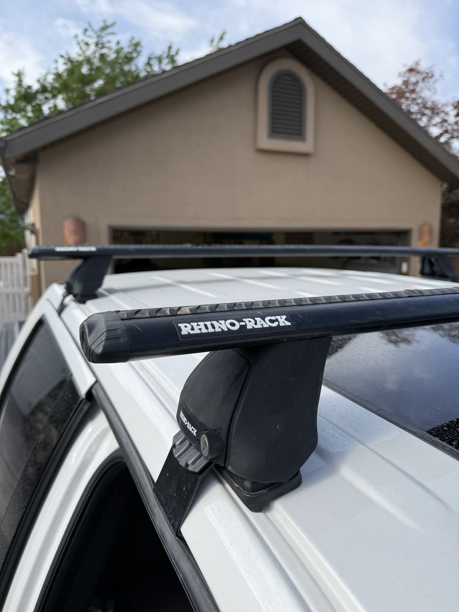 RHINO-RACK