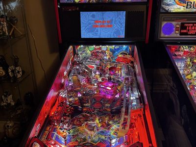 Stern Deadpool Premium Pinball Machine
