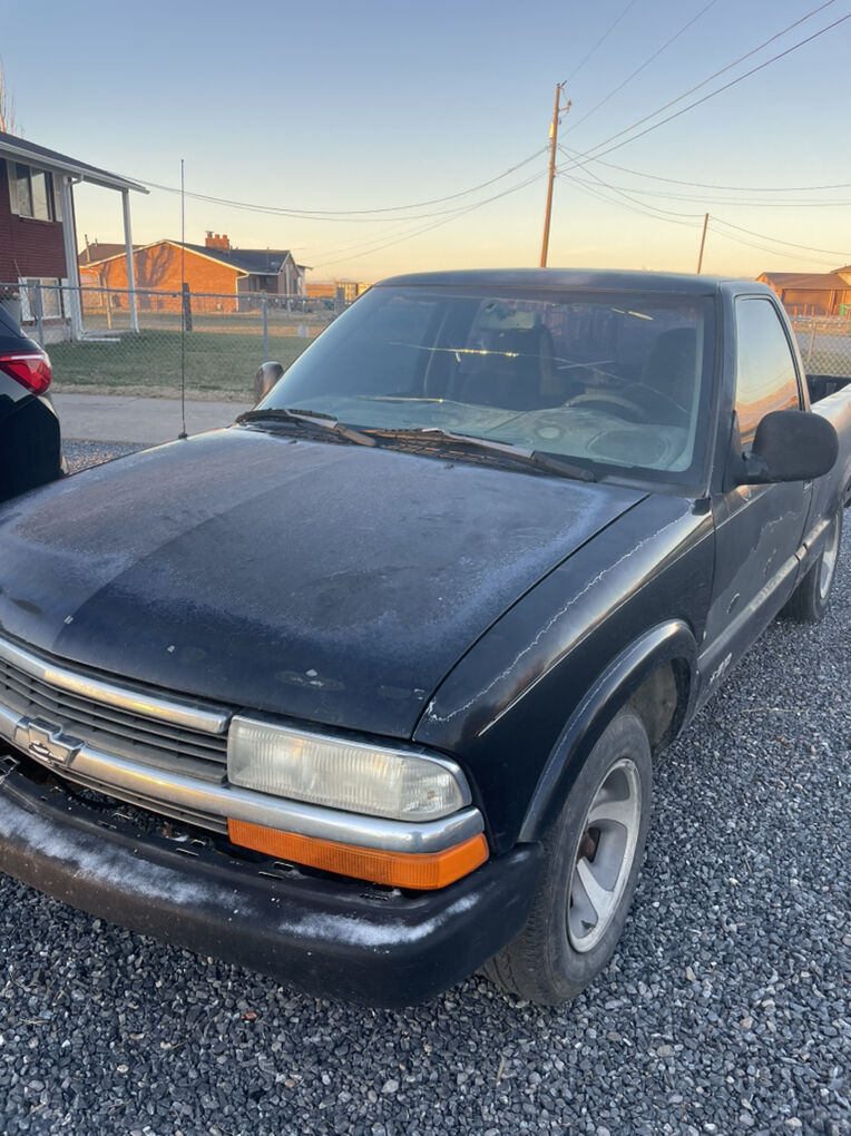1998 Chevrolet S-10 