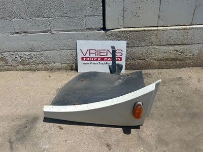 Freightliner Fender Extension