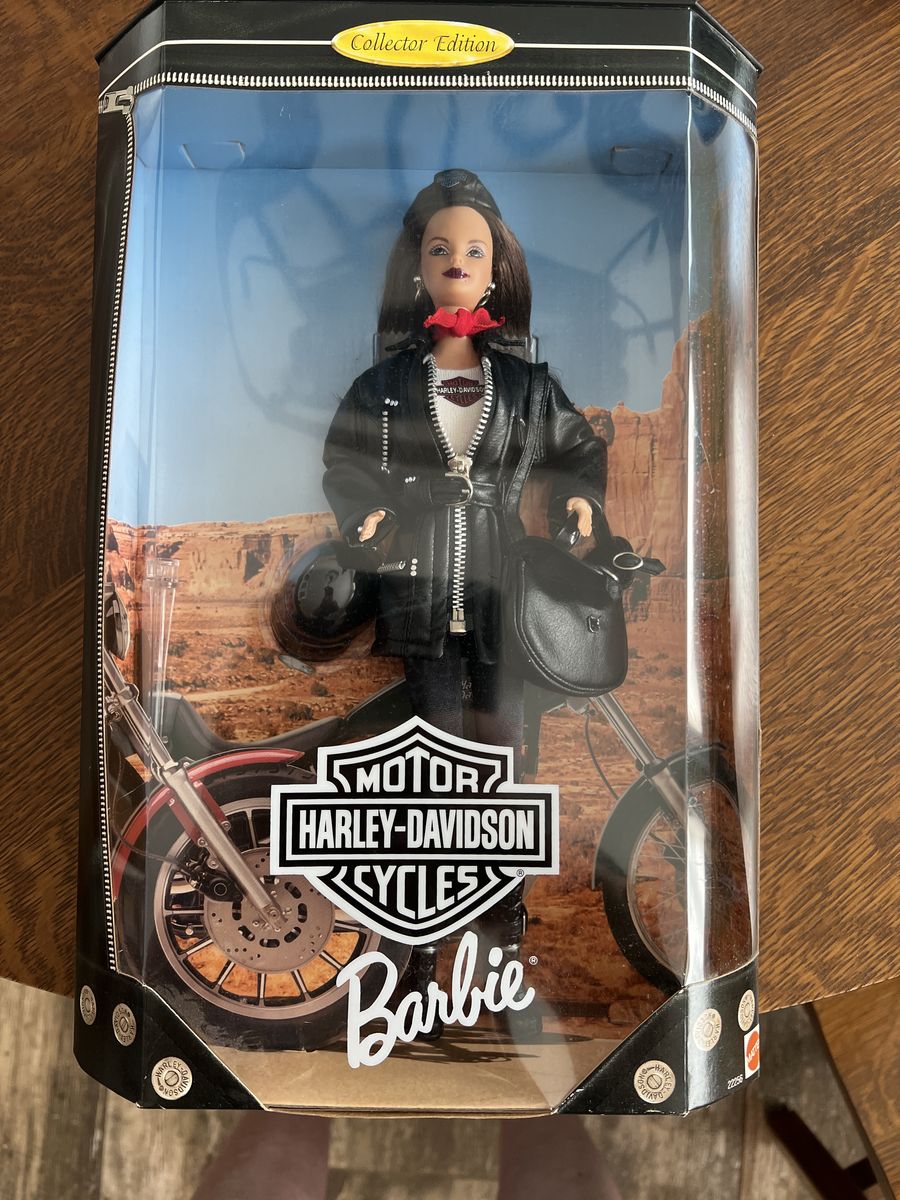Nib  Harley Davidson Barbie
