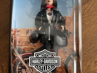 Nib Harley Davidson Barbie