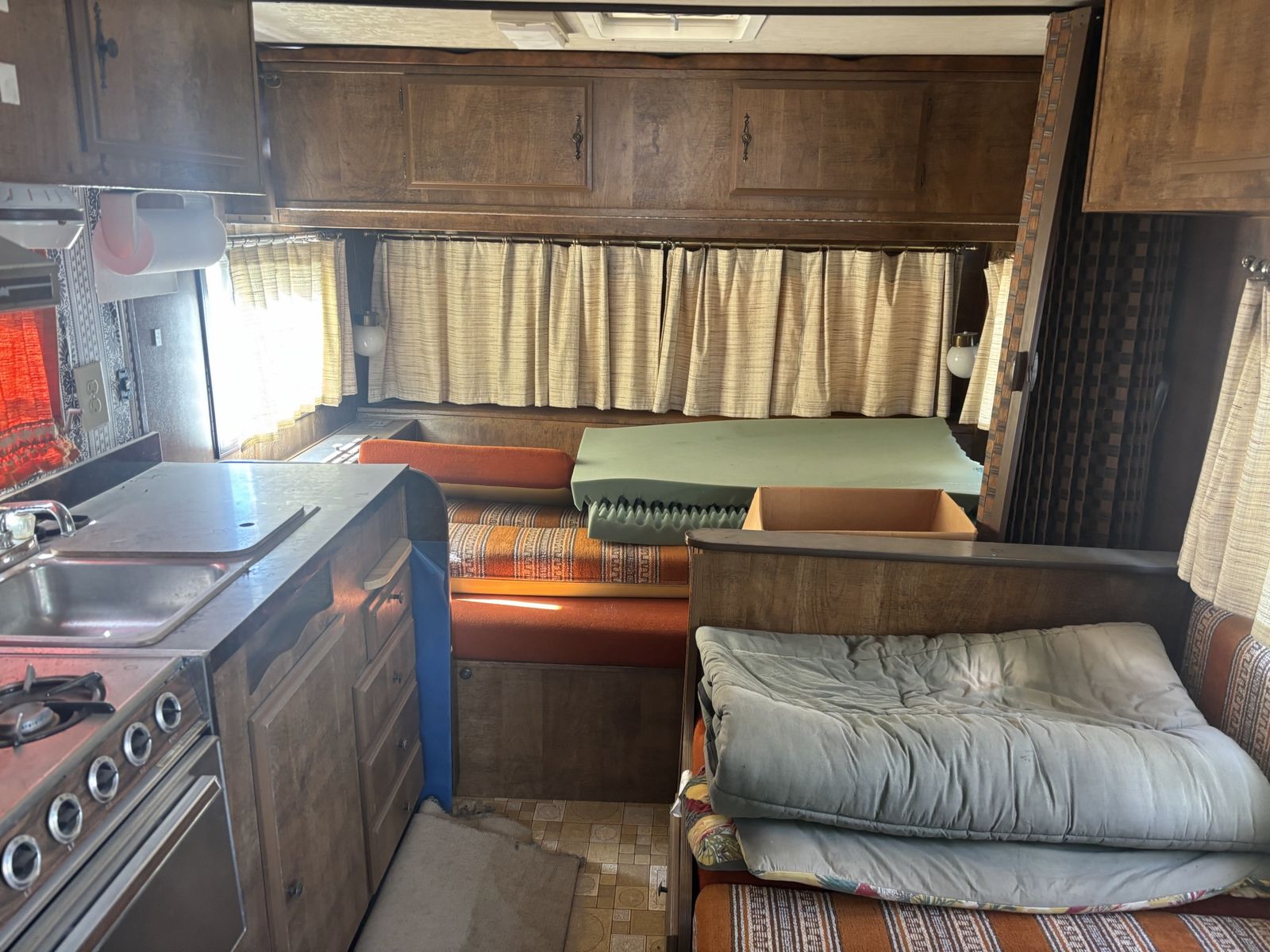 Main image 2