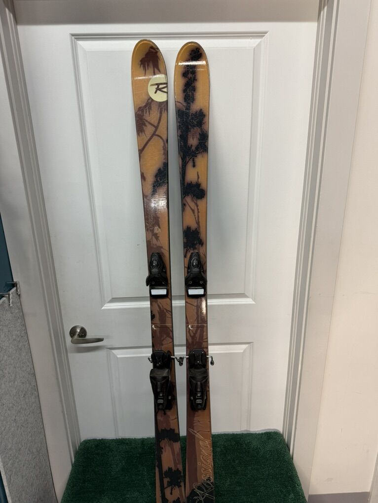 Rossignol SC74 Downhill Snow Skis 160CM