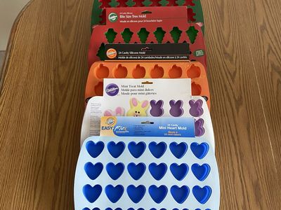 Wilton Easy-Flex Silcone Bakeware