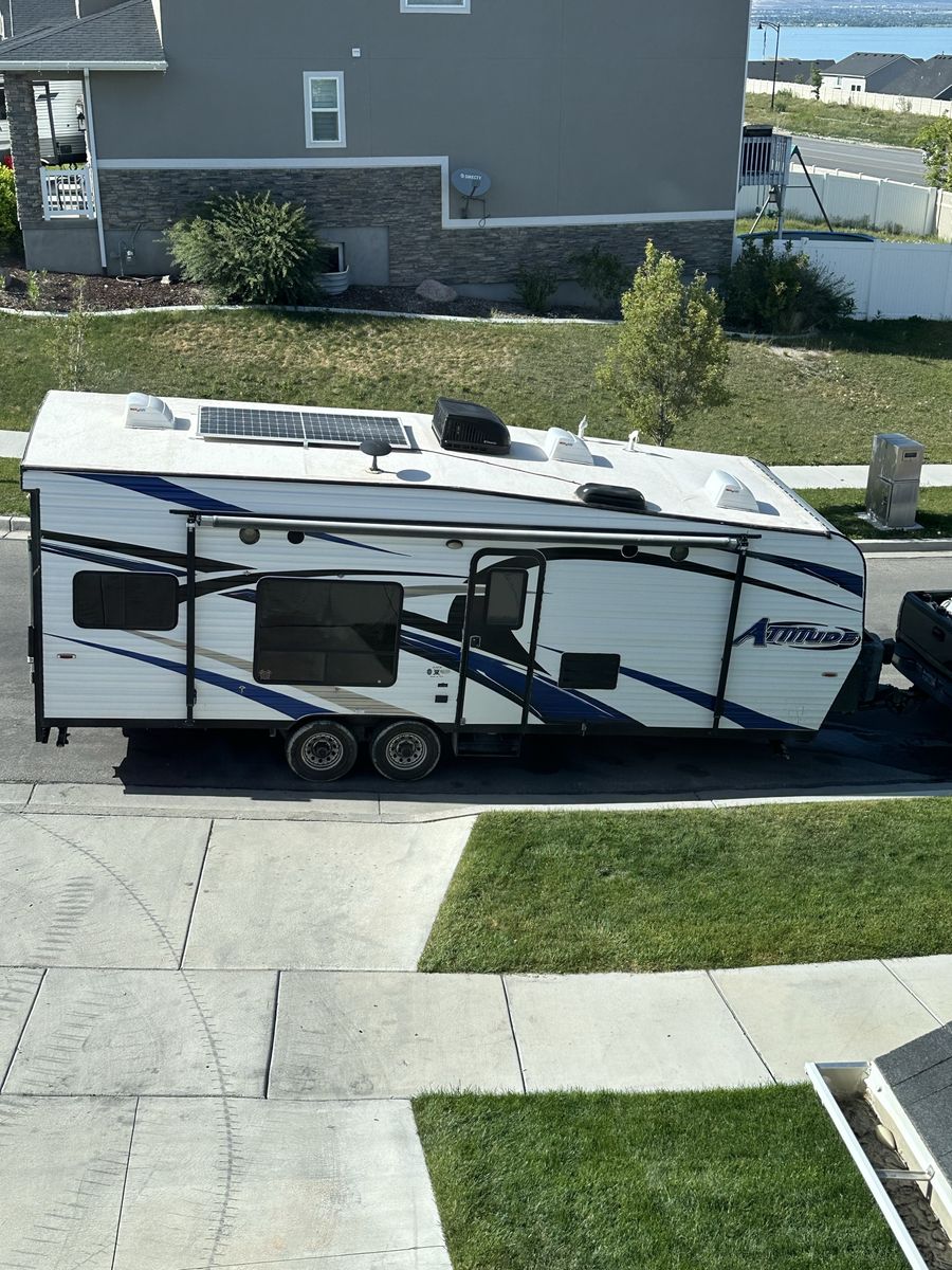 2016 Eclipse Attitude 23FB
