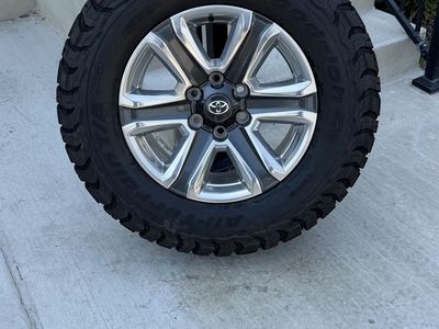 Toyota Tacoma 4runner Rims and Tires 275/65R18 Bfgoodrich Ko3 Load E almost new