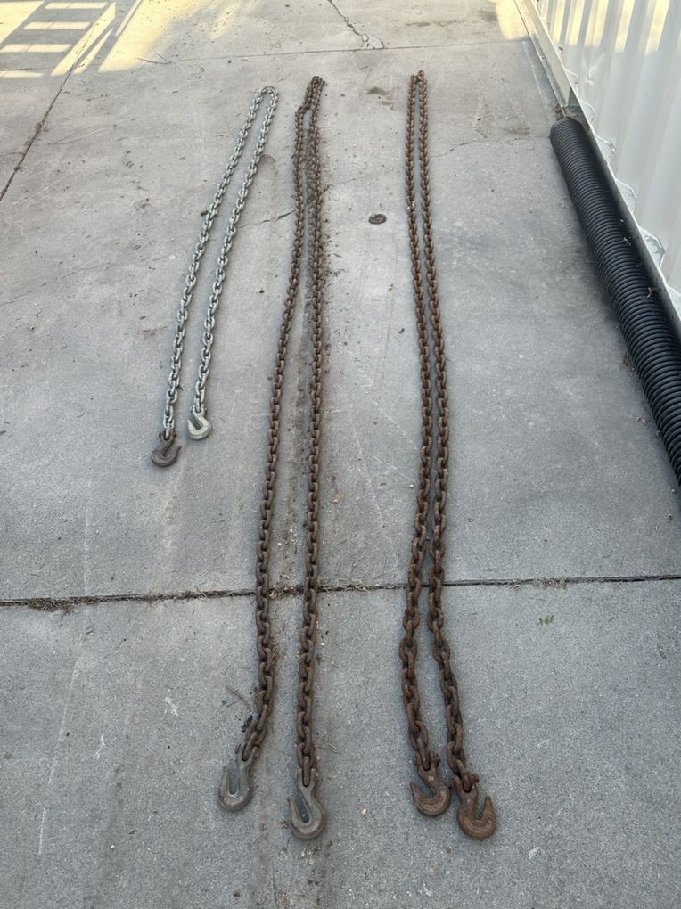 TOW CHAINS