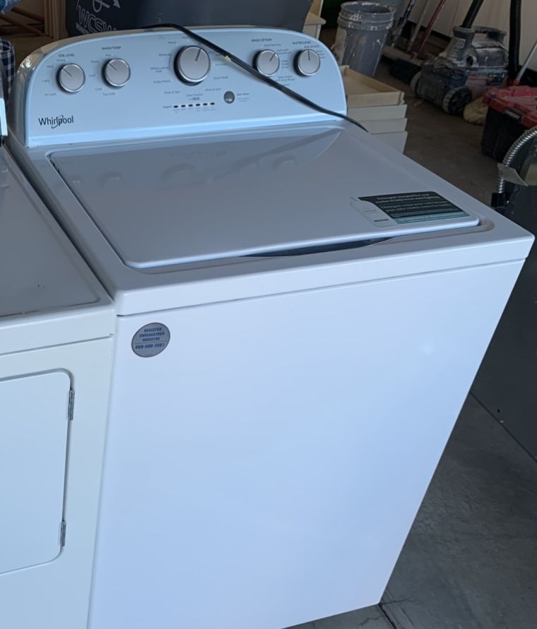 Whirlpool washing machine comes with dryer