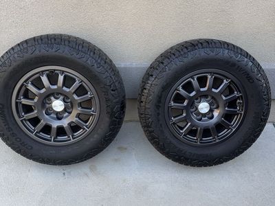 Salta XR Wheels off Chevy Colorado ZR2 Bison 2022 set of 4 with New Tires, Sensors & Lug Nuts included 17x8