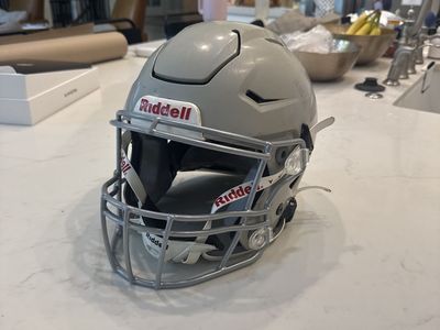 Riddell SpeedFlex Youth Football Helmet Gray with Facemask - Used