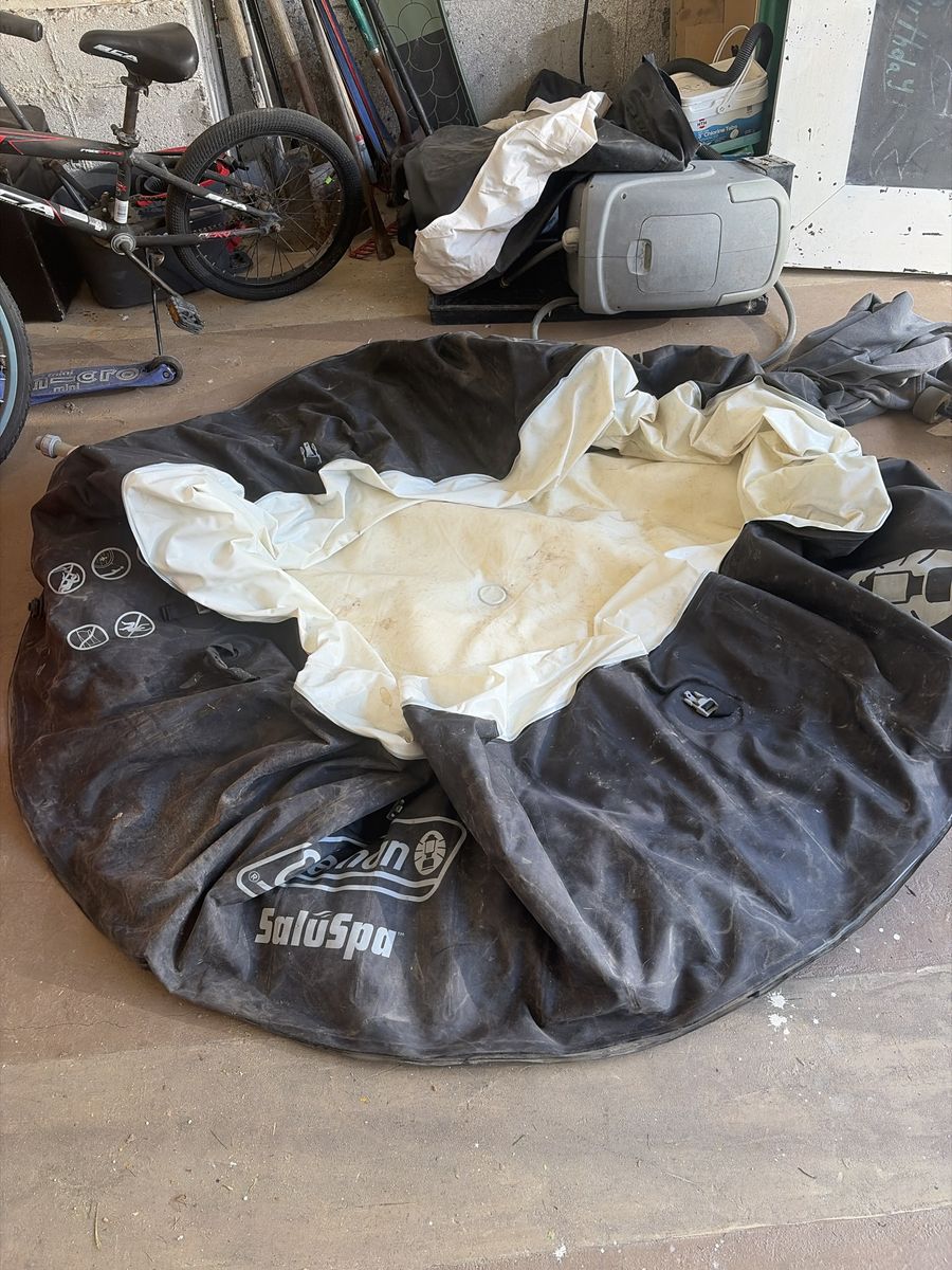 Saluspa Inflatable Hot Tub/Spa - Used, Portable, Relaxing