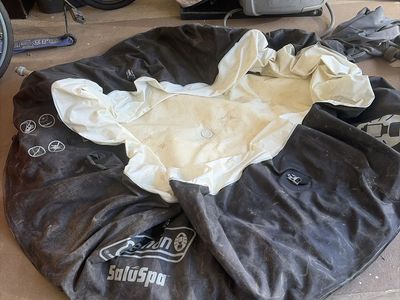 Saluspa Inflatable Hot Tub/Spa - Used, Portable, Relaxing