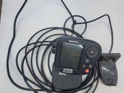 Raymarine DS400x Digital Color Fish finder with Transducer