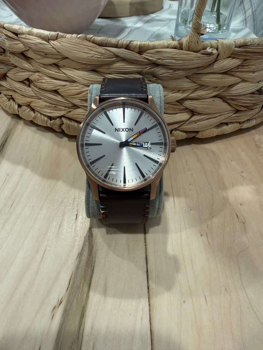 Hawaii Exclusive! Nixon Sentry Leather