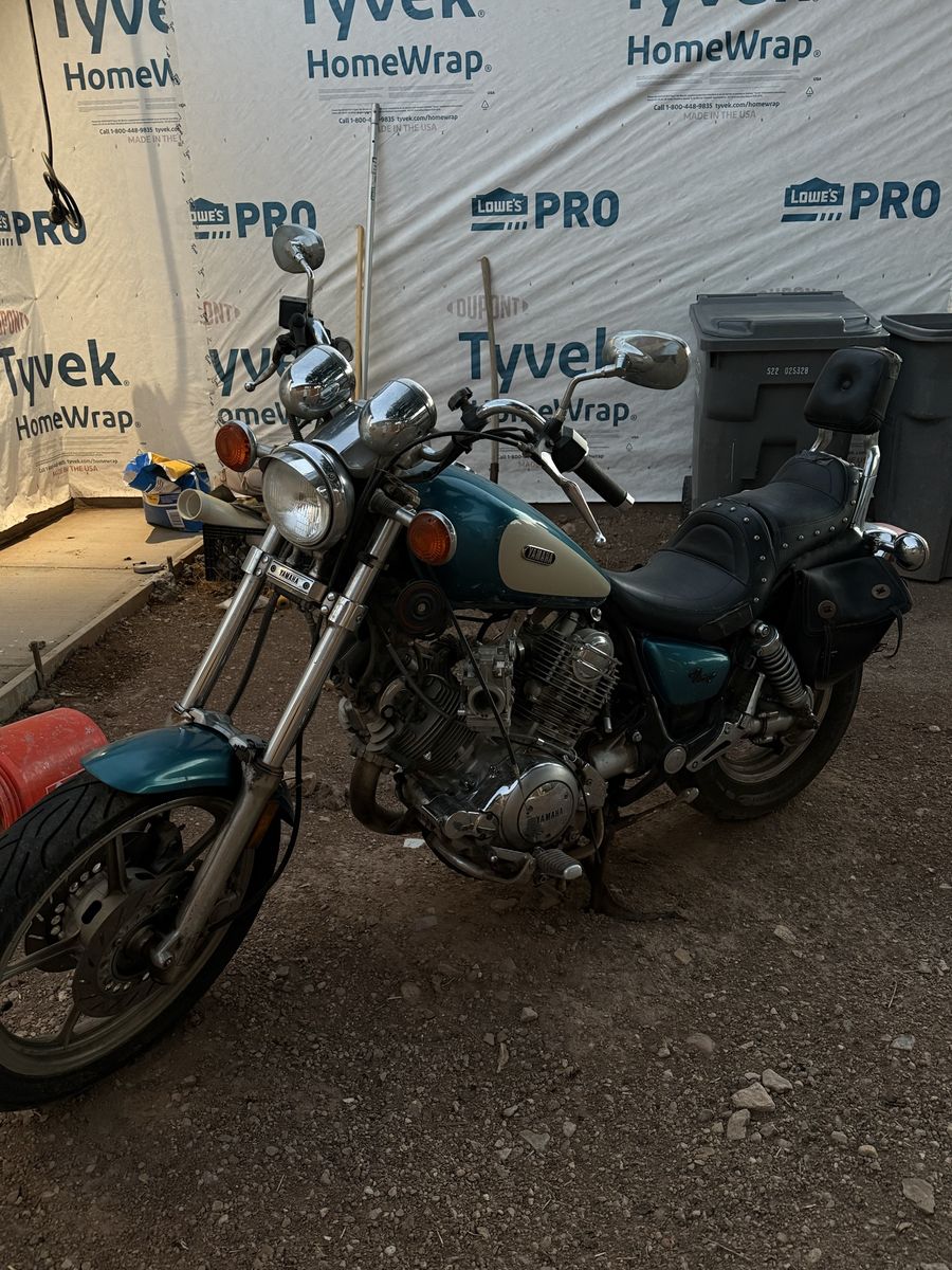 Yamaha Virago 750 Cruiser Motorcycle - Teal/White, Good Condition