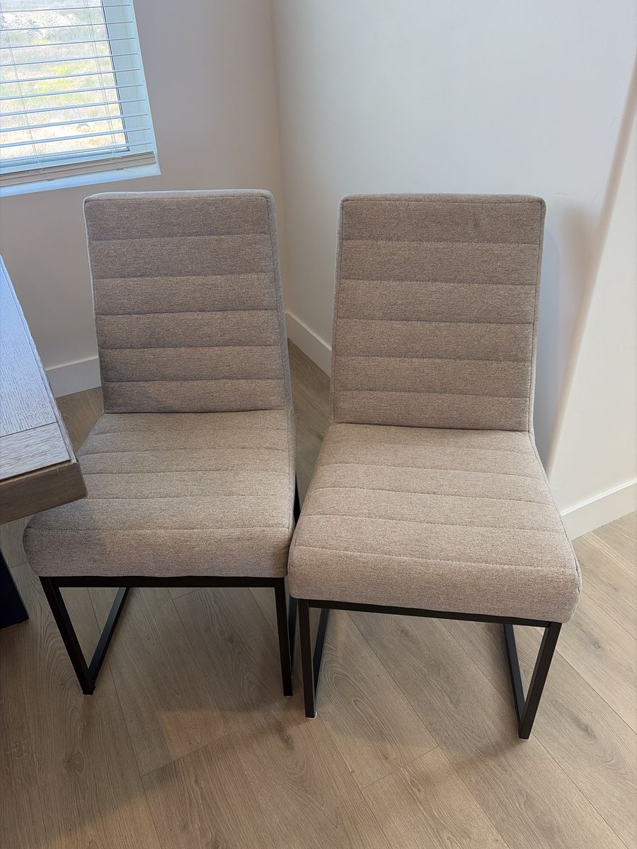 Set of 6 New Fabric Dining Chairs with Metal Legs - Modern & Stylish