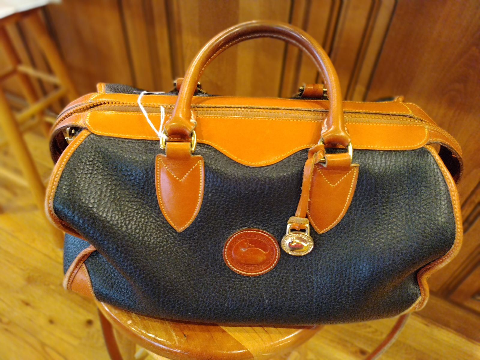 Dooney & Bourke All-Weather Leather Doctor Bag Black/Tan Satchel Handbag Vintage