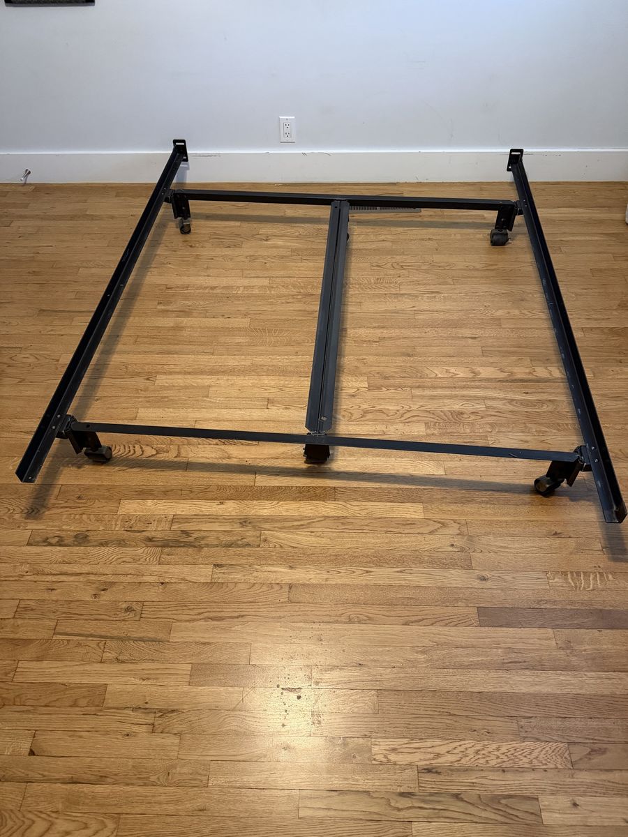 Queen Size metal bed frame