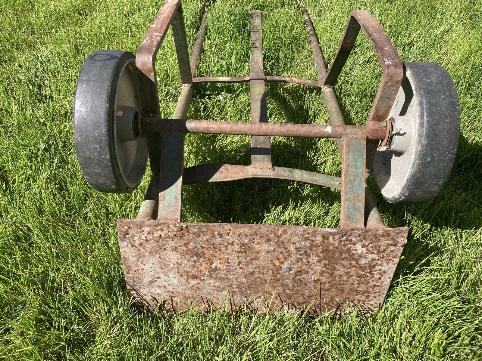 Main image 6