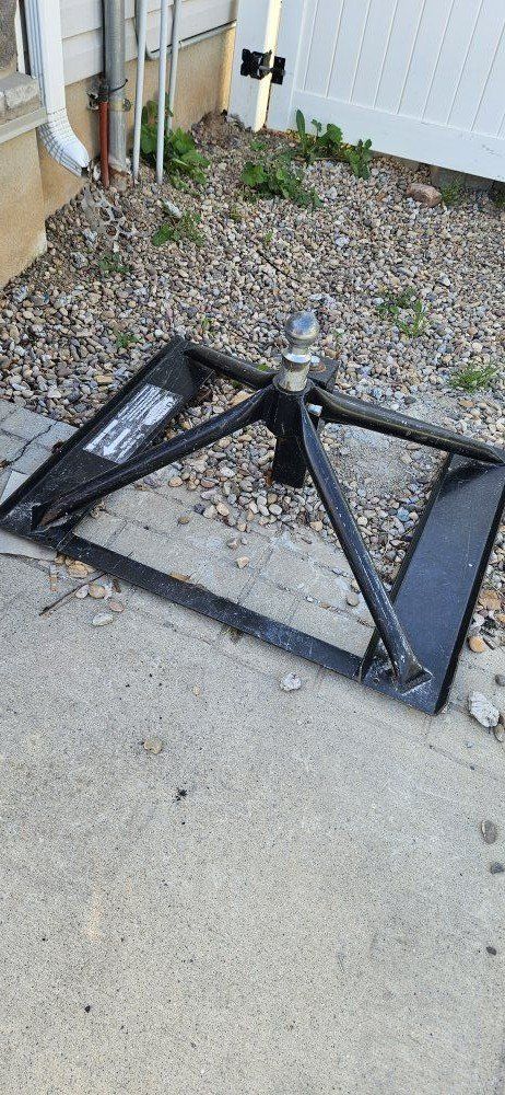 Anderson trailer hitch