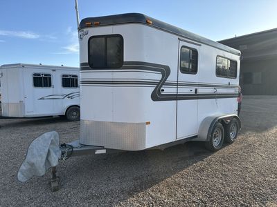 2 horse trailer Hawk (great condition) newer tires about 2 years old but used only 500 miles plus