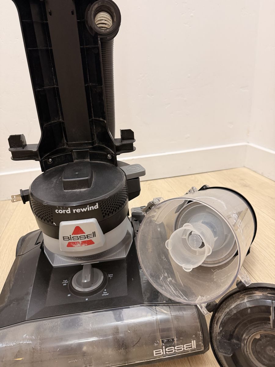 Main image 6