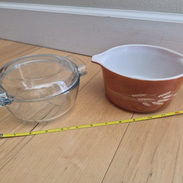 Vintage Pyrex Cinderella Bowl & Pyrex Casserole Dish with Lid - Wheat Motif & Clear Glass