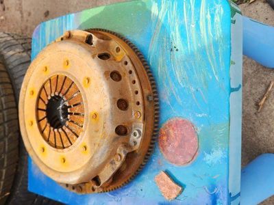E30 clutch pressure plate and flywheel